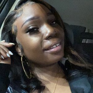 Meet your Posher, Chassidy